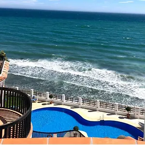https://beachfront-penthouse-apartment-with-large-terrace-and.1costadelsol.com